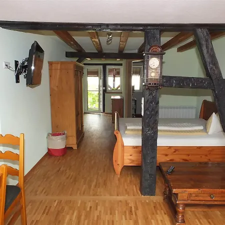 Hotel Zum Alten Schlawiner *
